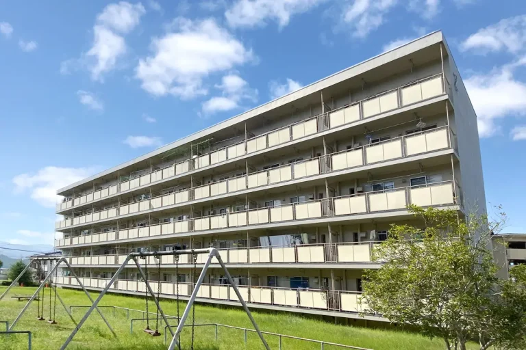 ビレッジハウス柏原