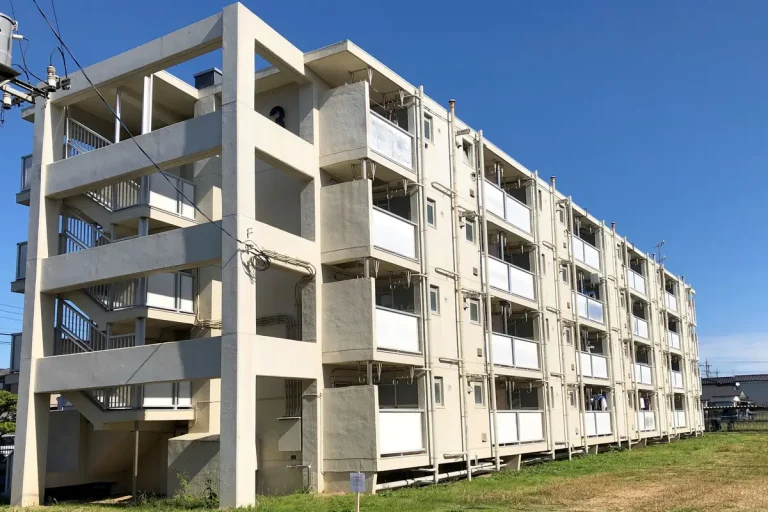 ビレッジハウス中根