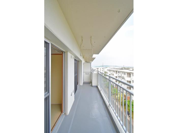 R10593904
