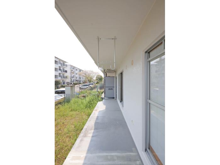 R10349752