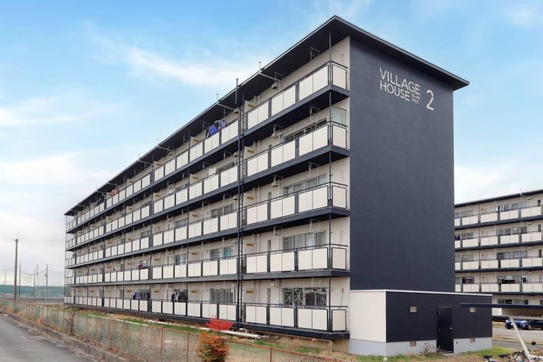 ビレッジハウス社