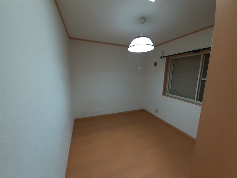 00014525750_027