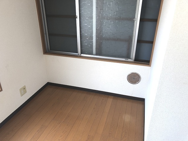 00015146688_006