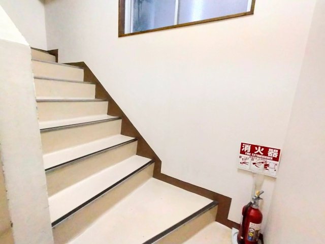 275842_15