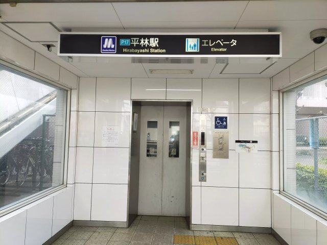 276610_17