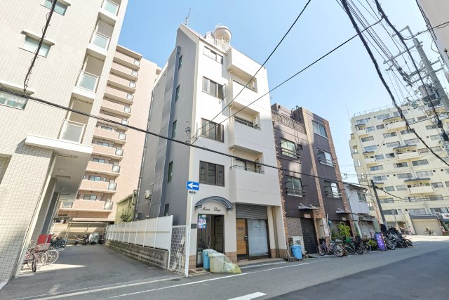 メゾンラルゴ