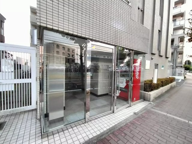 277435_3