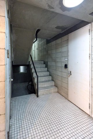 277444_7