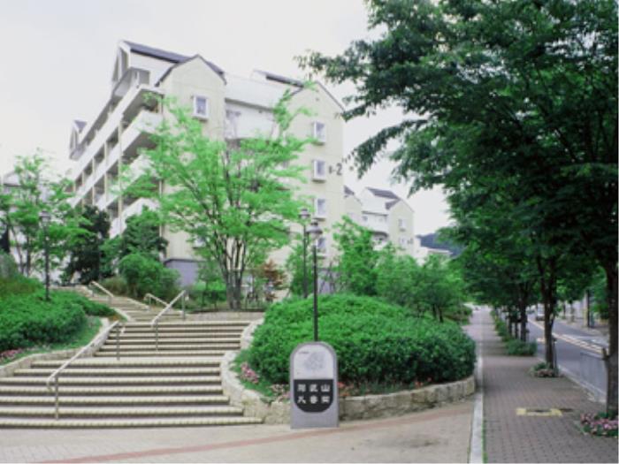 高槻・阿武山八番街