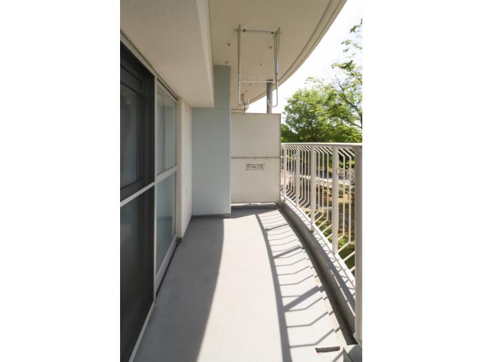 R11666523-1