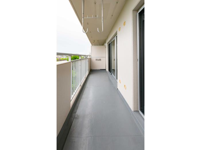 R11717286-1