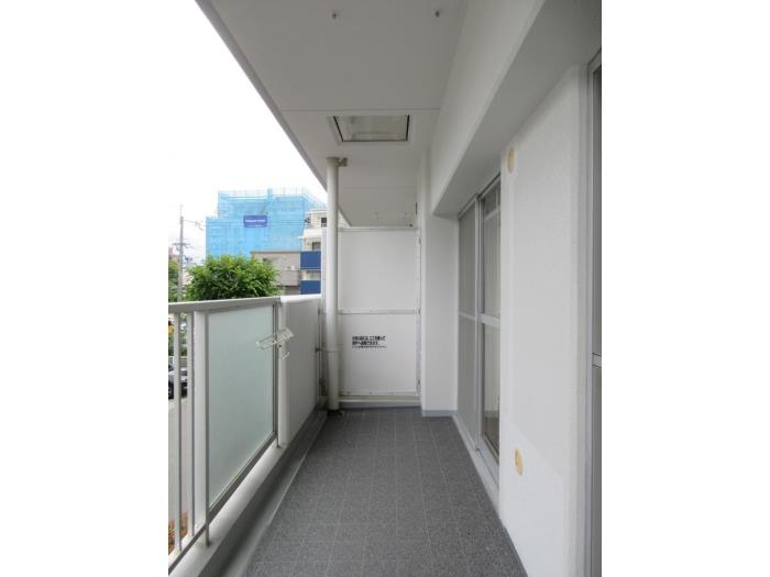 R11747368-1