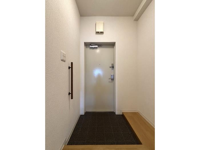 R11748535