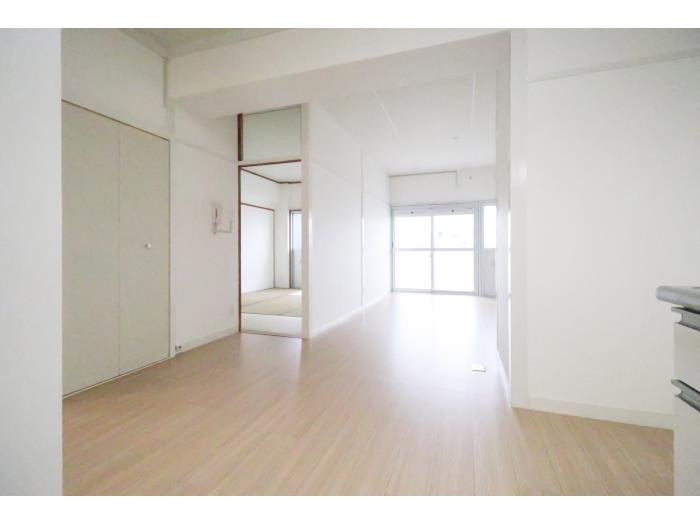 R11767566-1