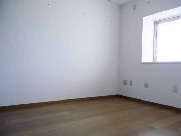 R11793206-1