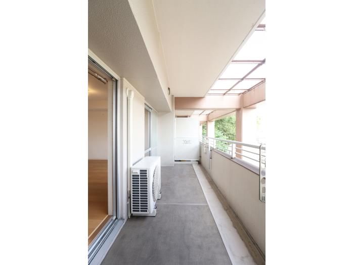R11837229-2