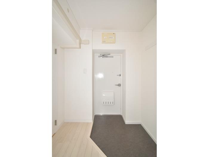 R11839905-1