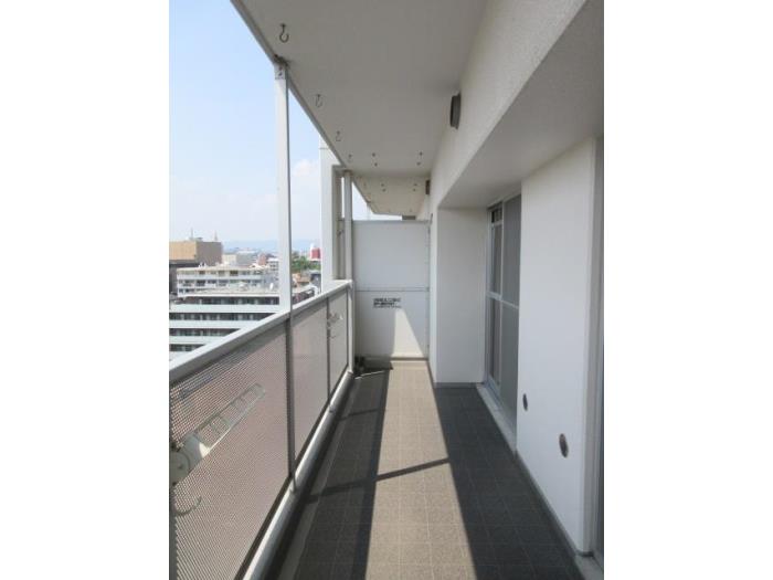 R11852866-2
