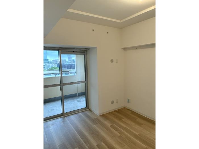 R11854921