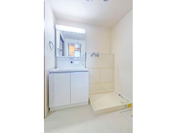 R11859914-4