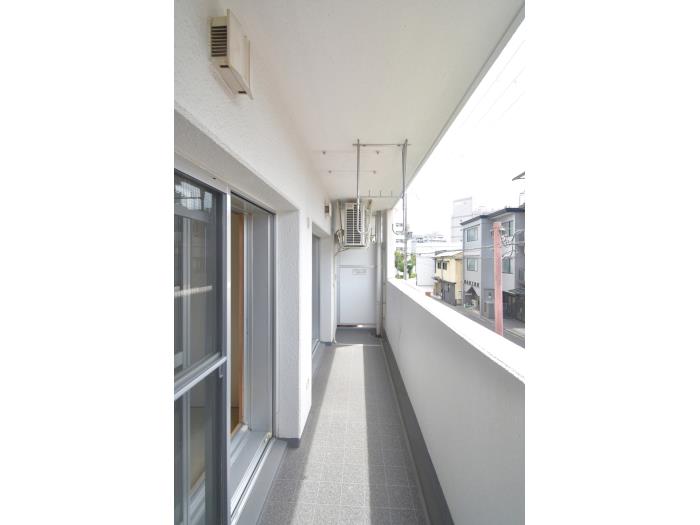 R11874698-1