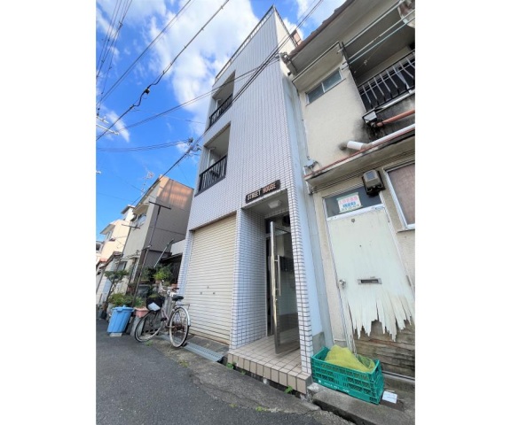 ストリートハウス