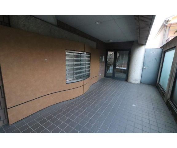 housing-4200105_2-2