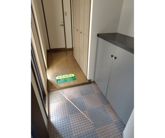 housing-5318706_7-2