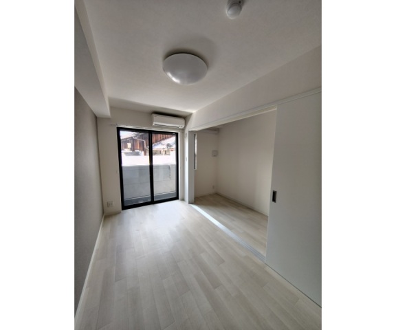 housing-5777092_r-2