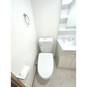qC7wfibGEbB63trrqU3rwDBXF8ywqJ4WZtpAt2yK