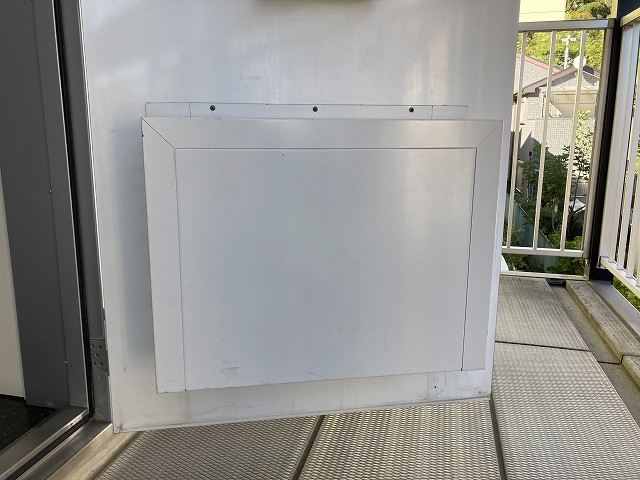 request_5dacc017b818