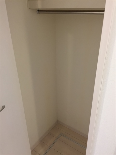 00014753100_016