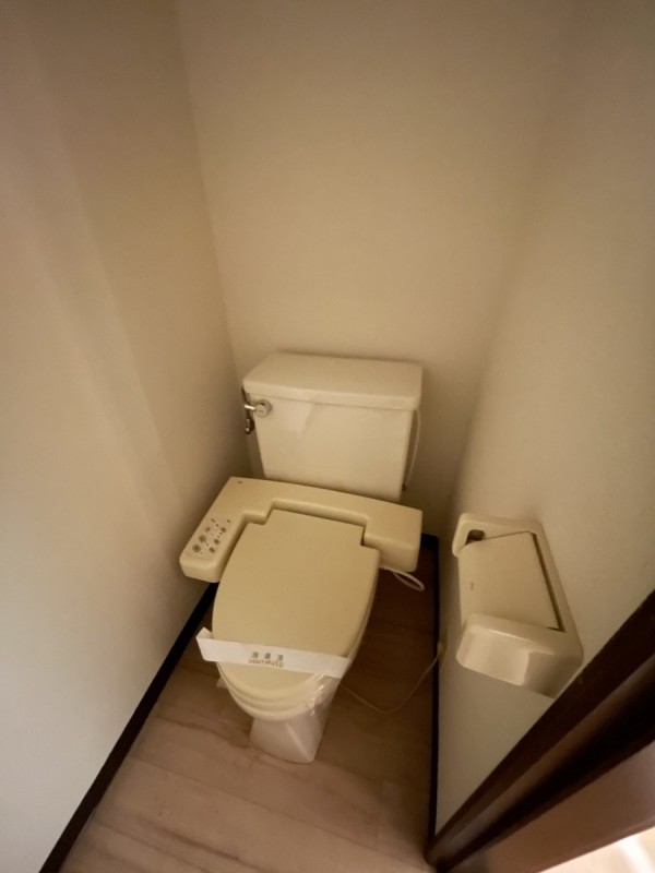 00015114832_010
