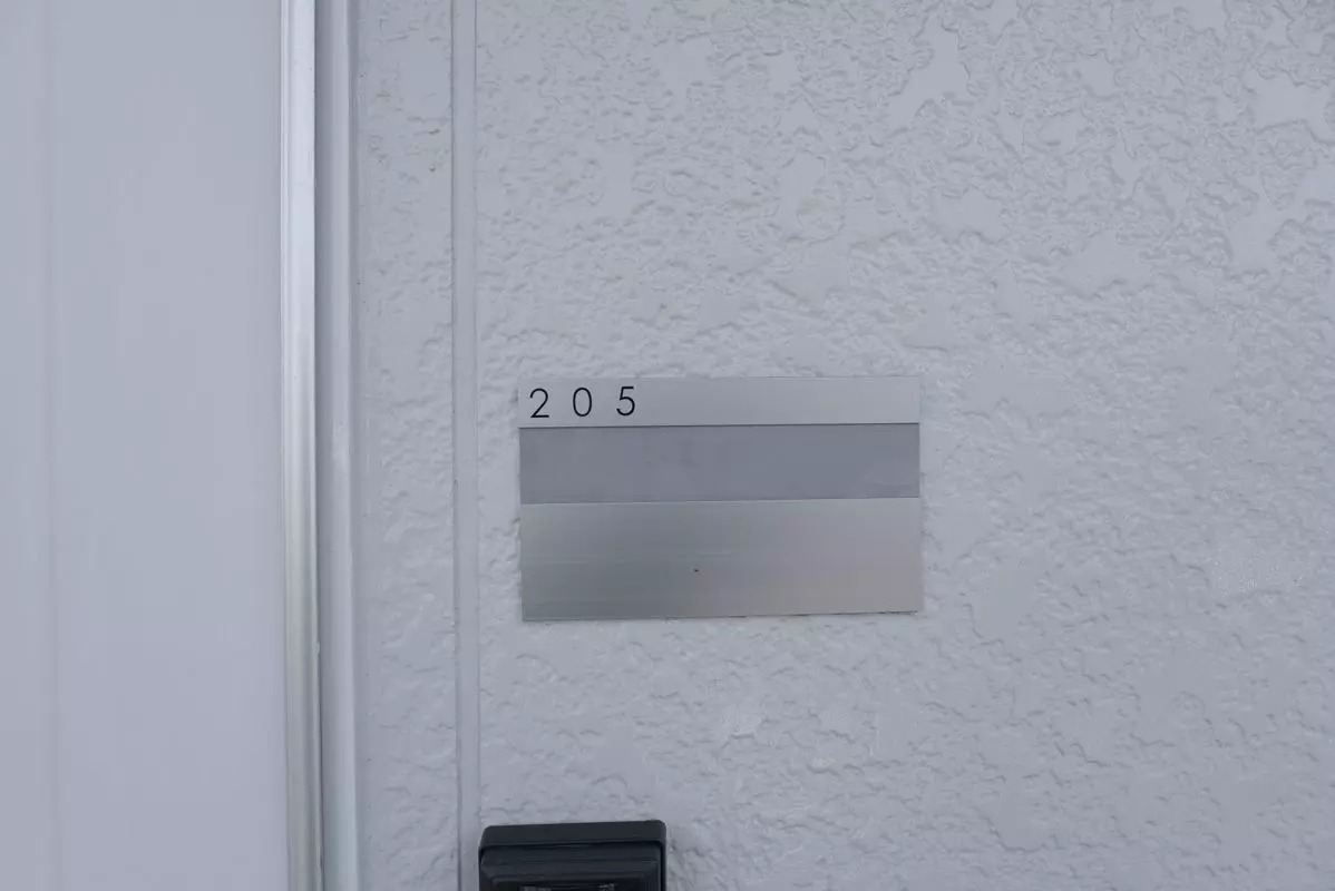 282697_23