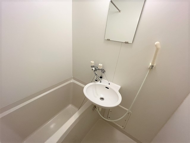 request_2bb89ad1120d