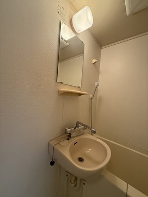 request_8f069381cdf2