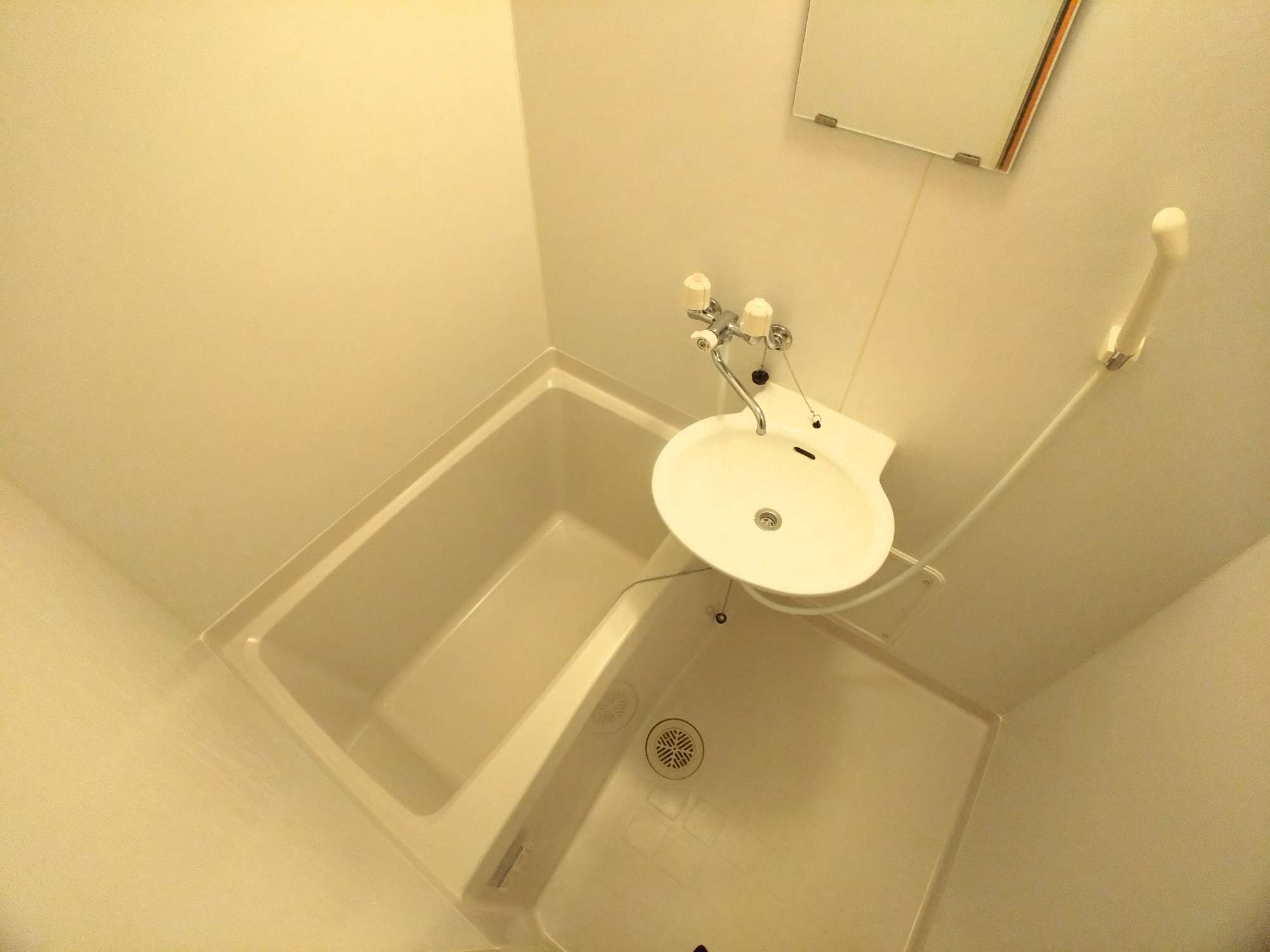 request_d8edb9f50b7f