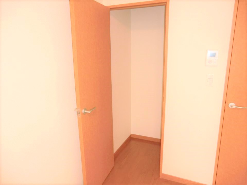 request_e7e596df9a3d